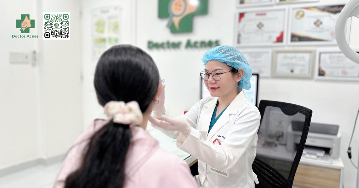 Thăm khám trực tiếp Bác sĩ Da liễu để đánh giá đúng tình trạng da